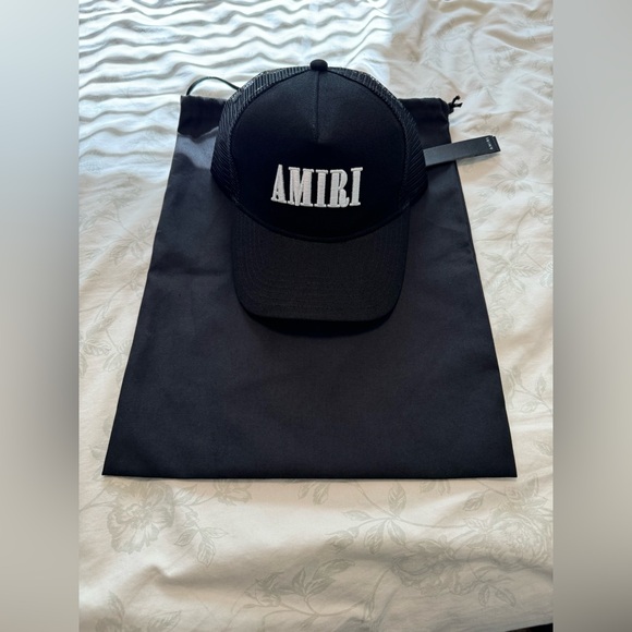 AMIRI Core Logo Trucker Hat - Picture 2 of 11
